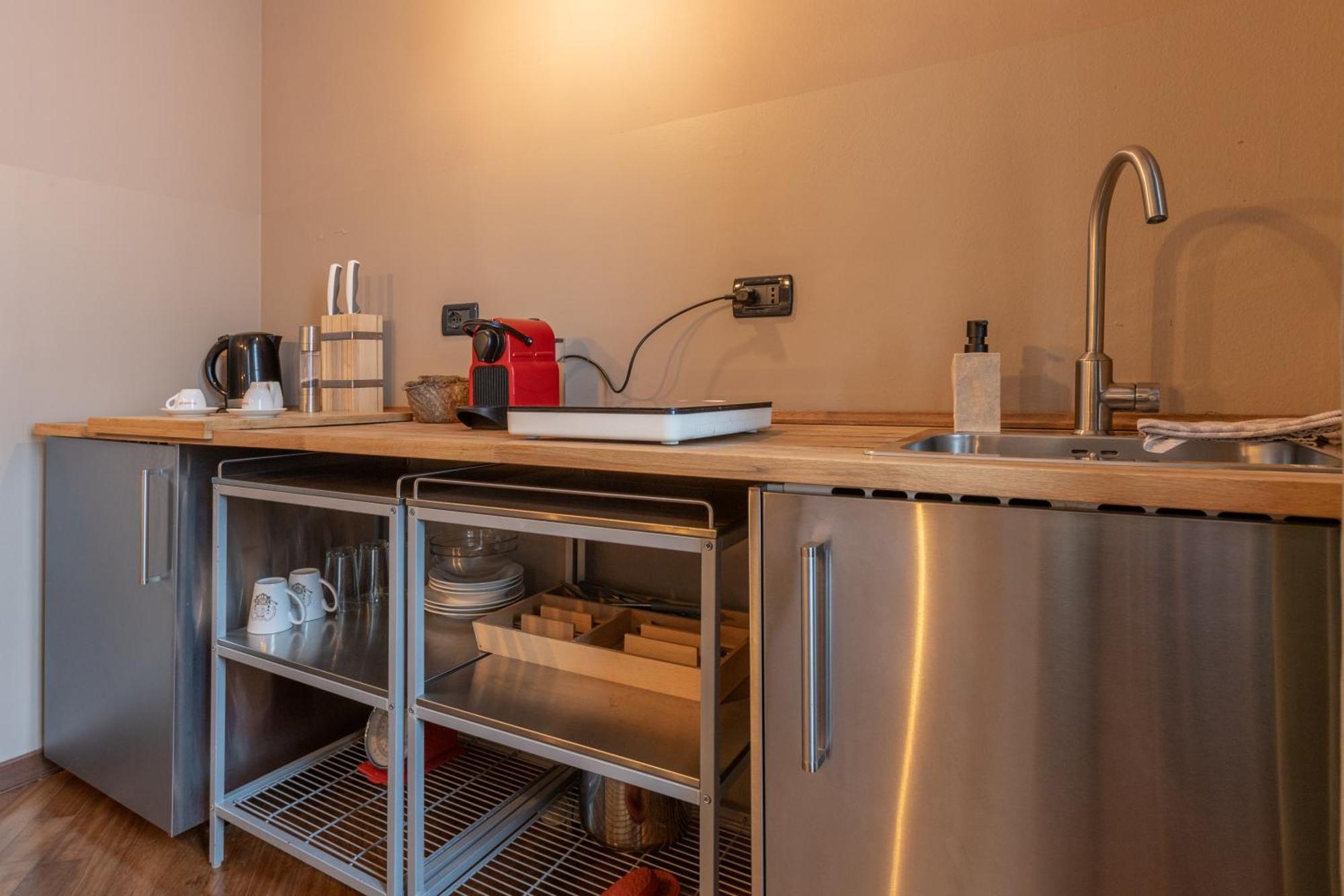 Ferienwohnung La Stazione Degli Artisti Triest Exterior foto